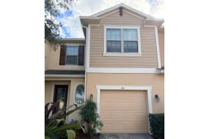 561 Merry Brook Cir, SANFORD