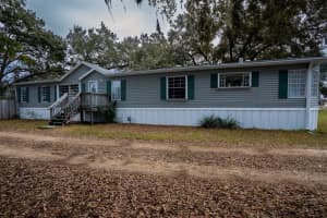 13811 COUNTY ROAD 109D, LADY LAKE, FL 32159 - MLS#MFRO6379162