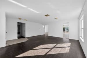 512 FLOWER FIELDS LANE, ORLANDO, FL 32824 - MLS#MFRO6379201