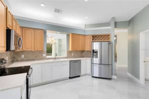 10842 WOODCHASE CIRCLE, ORLANDO, FL 32836 - MLS#MFRO6379272