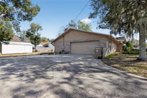 2011 10TH STREET, OCALA, FL 34470 - MLS#MFRO6379278