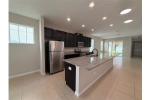 8125 GRAYCLIFF AVENUE, WINTER GARDEN, FL 34787 - MLS#MFRO6379515