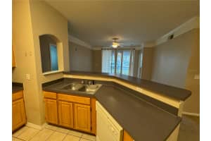 6685 QUEENS BOROUGH AVENUE, ORLANDO, FL 32835 - MLS#MFRO6379598