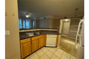 6685 QUEENS BOROUGH AVENUE, ORLANDO, FL 32835 - MLS#MFRO6379598