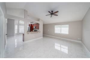 10201 VISTA COVE LANE, ORLANDO, FL 32825 - MLS#MFRO6379602