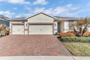 121 WHIRLAWAY DRIVE, DAVENPORT, FL 33837 - MLS#MFRO6379749