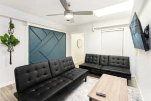 1214 PINE HILLS ROAD, ORLANDO, FL 32808 - MLS#MFRO6379821