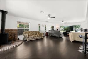 7247 TREASURE ISLAND ROAD, LEESBURG, FL 34788 - MLS#MFRO6379876