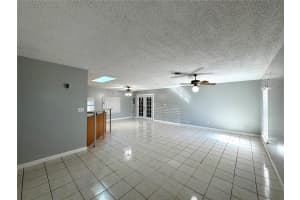 603 HAWAIIAN WAY, KISSIMMEE, FL 34758 - MLS#MFRO6379878