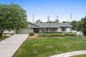 8626 Edge O Woods Ct, ORLANDO