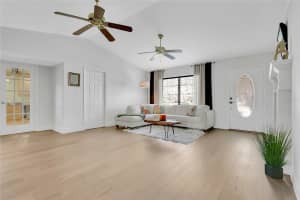 9500 HANDLEY COURT, ORLANDO, FL 32817 - MLS#MFRO6380049