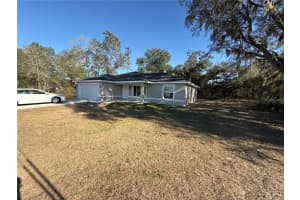 235 Locust Pass Cir, OCALA