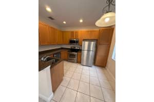 1058 LA MIRADA COURT, KISSIMMEE, FL 34744 - MLS#MFRO6380123