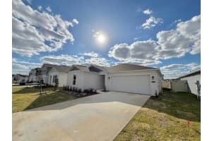 2122 CHRIS DRIVE, WINTER HAVEN, FL 33884 - MLS#MFRO6380142