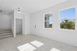 1723 CROWNCREST DRIVE, APOPKA, FL 32703 - MLS#MFRO6380381