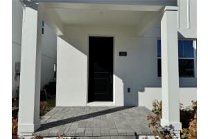 1833 CROWNCREST DRIVE, APOPKA, FL 32703 - MLS#MFRO6380395