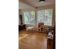 1401 5TH STREET, ST PETERSBURG, FL 33704 - MLS#MFRO6380412