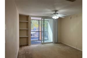 8915 8915 LATREC AVE #2201, ORLANDO, FL 32819 - MLS#MFRO6380532