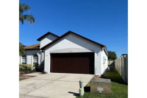 13757 Huntwick Dr Orlando, FL 32837 - Off Market
