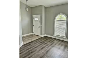 13757 Huntwick Dr Orlando, FL 32837 - Off Market