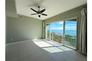 29 HARBOUR ISLE #PH01, HUTCHINSON ISLAND, FL 34949 - MLS#MFRO6380742