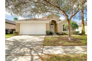 510 Castlemain Cir, DAVENPORT