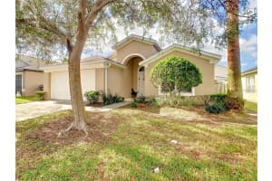 510 CASTLEMAIN CIRCLE, DAVENPORT, FL 33897 - MLS#MFRO6380774