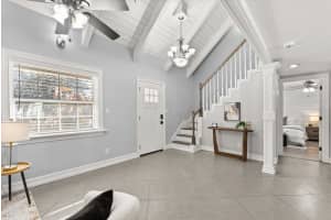 8255 LAKE UNDERHILL ROAD, ORLANDO, FL 32825 - MLS#MFRO6380781