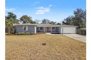 1630 Crestview Dr, MOUNT DORA