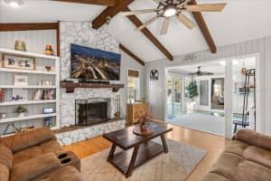 333 FOREST ROAD, MOUNT DORA, FL 32757 - MLS#MFRO6380919