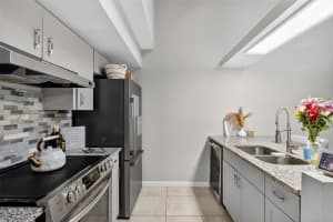 101 HILL AVENUE, DELAND, FL 32724 - MLS#MFRO6380941