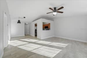 1037 CHAMBORD COURT, ORLANDO, FL 32825 - MLS#MFRO6380943