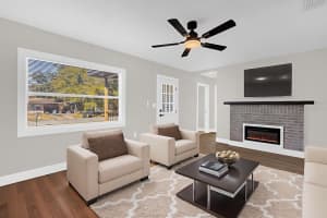 821 PINEDALE AVENUE, ORLANDO, FL 32808 - MLS#MFRO6381012