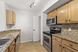 486 PIN OAK PLACE, LONGWOOD, FL 32779 - MLS#MFRO6381034