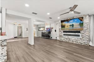 306 RONA LANE, DAVENPORT, FL 33897 - MLS#MFRO6381045