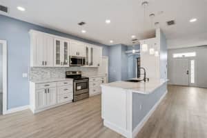 2713 PEARL COURT, KISSIMMEE, FL 34743 - MLS#MFRO6381052