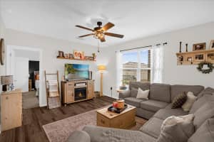 2505 GLACIER EXPRESS LANE, TAVARES, FL 32778 - MLS#MFRO6381090