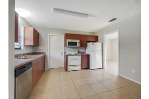 2244 SUNNY VIEW DRIVE, OVIEDO, FL 32765 - MLS#MFRO6381181