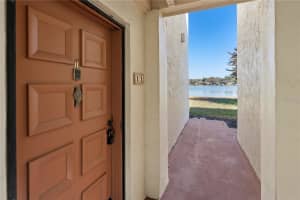 530 Orange Dr #11, ALTAMONTE SPRINGS