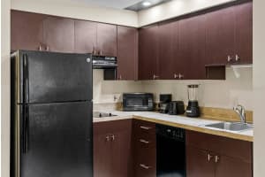 7601 CANADA AVENUE, ORLANDO, FL 32819 - MLS#MFRO6381205