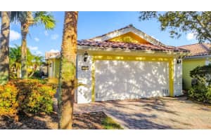 11777 FAN TAIL LANE, ORLANDO, FL 32827 - MLS#MFRO6381259