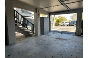 5228 CYPRESS CREEK DRIVE, ORLANDO, FL 32811 - MLS#MFRO6381272