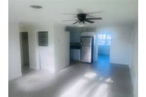 323 SCOTLAND DRIVE, DAYTONA BEACH, FL 32117 - MLS#MFRO6381278