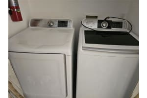 13815 FAIRWAY ISLAND DRIVE, ORLANDO, FL 32837 - MLS#MFRO6381291