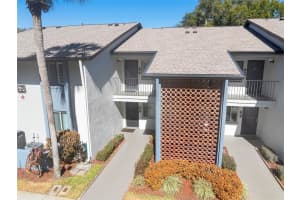 5 ESCONDIDO CIRCLE, ALTAMONTE SPRINGS, FL 32701 - MLS#MFRO6381305