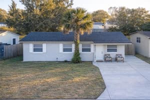 4664 PLEASANT VALLEY COURT, ORLANDO, FL 32811 - MLS#MFRO6381310