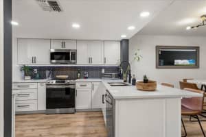 4101 FAIRVIEW VISTA POINT, ORLANDO, FL 32804 - MLS#MFRO6381329