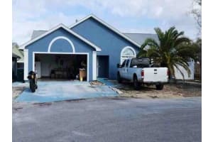 104 SEASHELL COURT, PANAMA CITY BEACH, FL 32413 - MLS#MFRO6381357