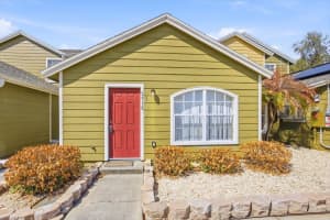 2918 Fan Palm Dr #front Unit, DAVENPORT