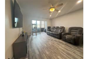 11485 OAKHURST ROAD, LARGO, FL 33774 - MLS#MFRO6381389